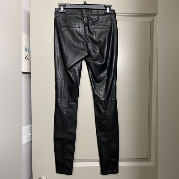 Blank NYC Black Faux Vegan Leather Pull On Skinny Leggings Size 26 - Picture 2 of 10